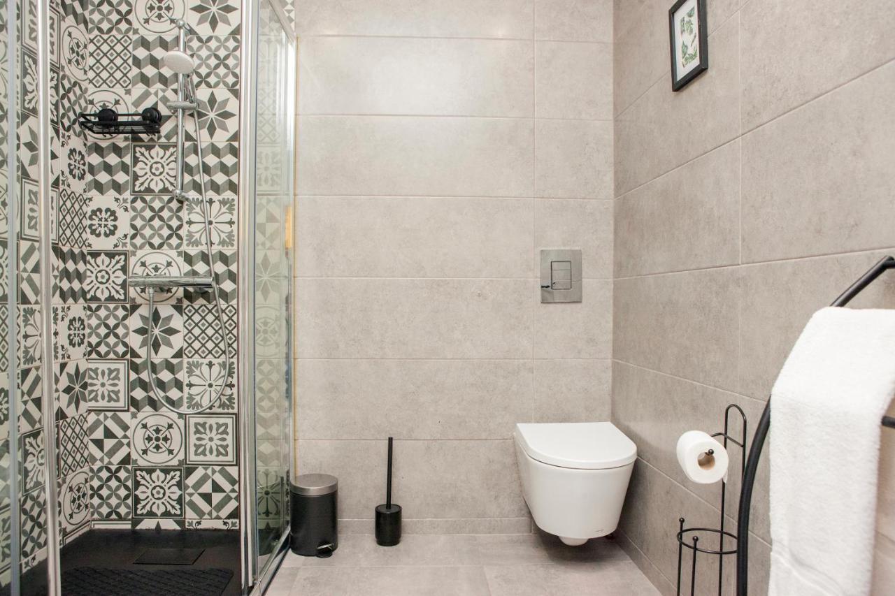 Host Wise - Amadeo Apartments ヴィラ・ノヴァ・デ・ガイア エクステリア 写真