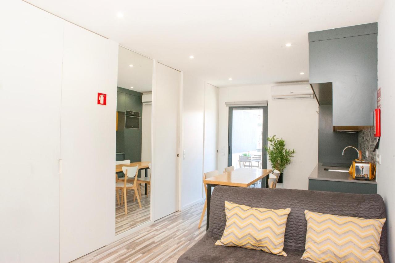 Host Wise - Amadeo Apartments ヴィラ・ノヴァ・デ・ガイア エクステリア 写真
